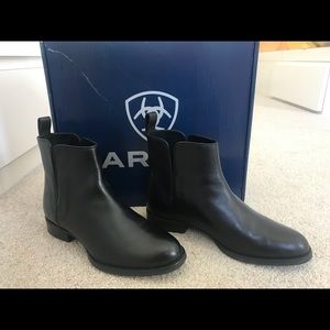 Ariat Broadway Chelsea Boots - Black leather - 9